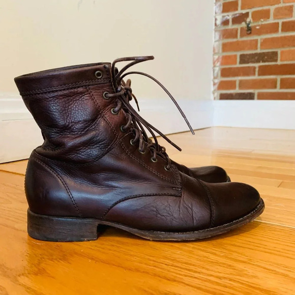 Nice! $428 Women's FRYE Sabrina 6G Lace-up LEATHER BOOTS Size 8 - Picture 4 of 16